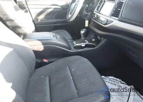 2016 Toyota Highlander Le Plus V6 из США, поврежденный, VIN 5TDZKRFH3GS123849